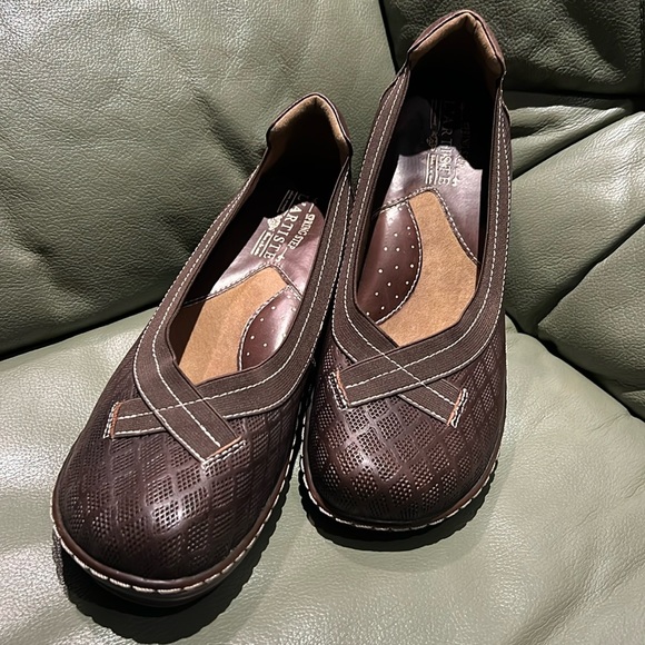 Spring Step L’Artiste brown leather slip on flats. - Picture 1 of 7